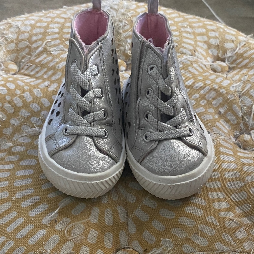 Wonder Nation Silver Kids Sneakers